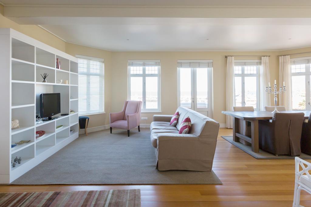 The Majestic Apartment *